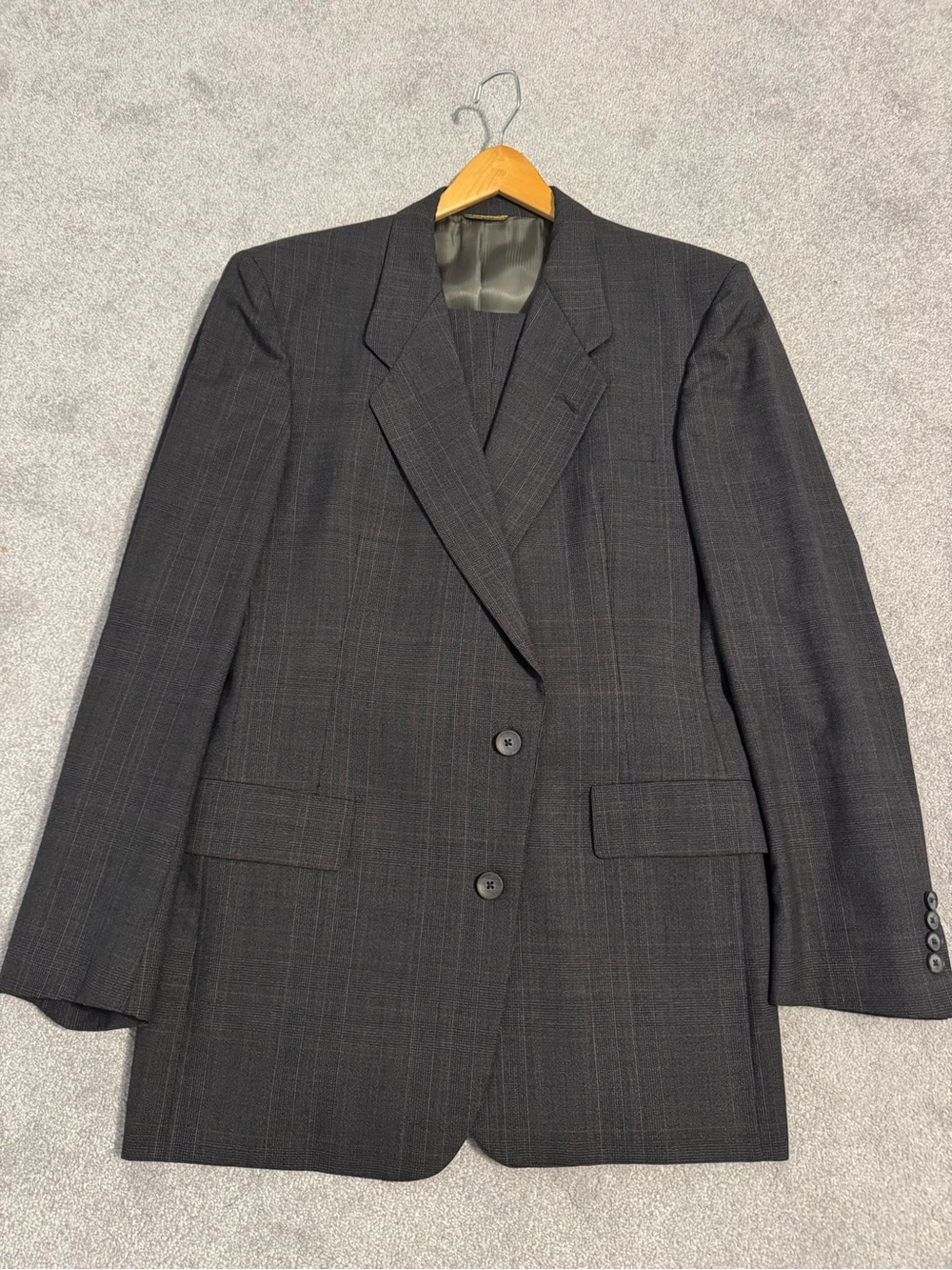 Hart Schaffner Marx Classic Gold Trumpeter Suit